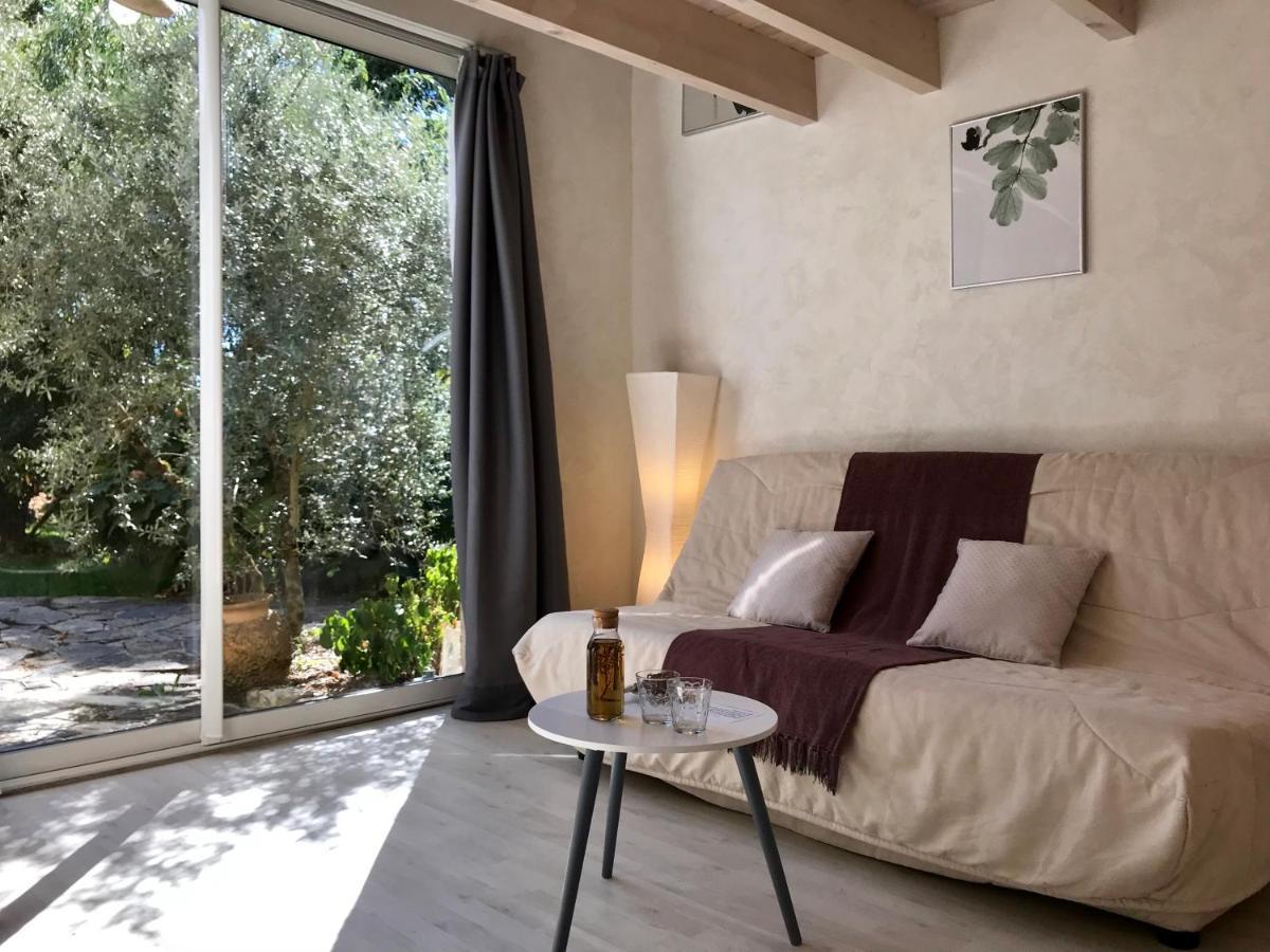 Thiviers Domaine De La Sabliere Bed & Breakfast エクステリア 写真